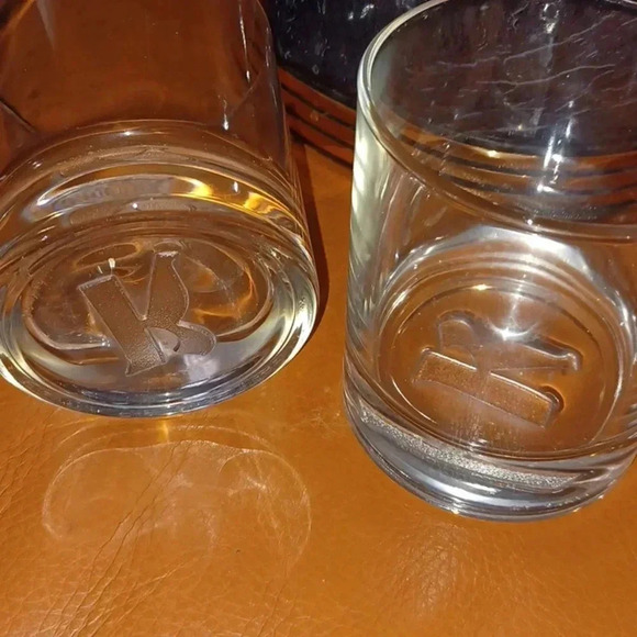 🌹Black marble like ice bucket and 4 glasses🎉 - Picture 2 of 7